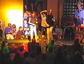 Ponypark Collendoorn, spring 2001. Gina (on the left) performing during Mini-playback show
